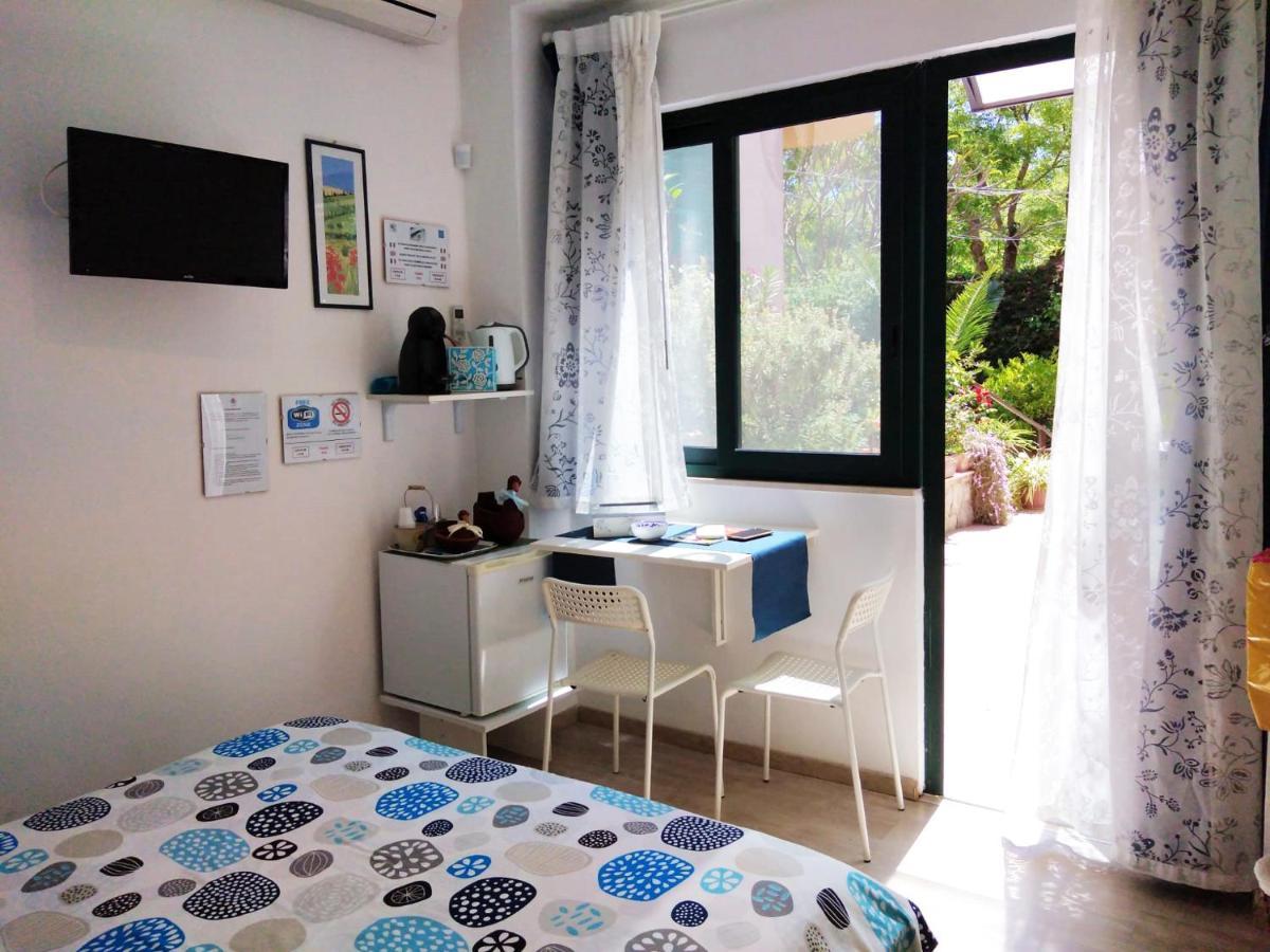 Il Giardino Di Laura Private Rooms Mondello Exteriér fotografie