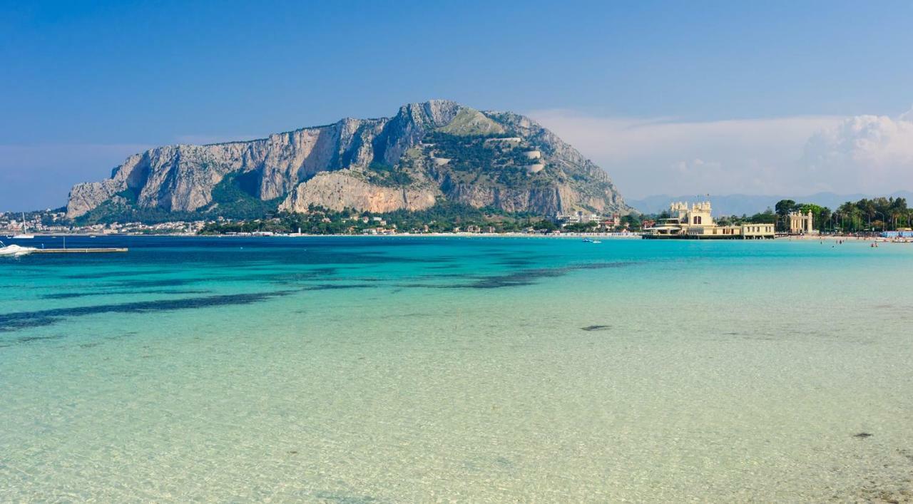 Il Giardino Di Laura Private Rooms Mondello Exteriér fotografie